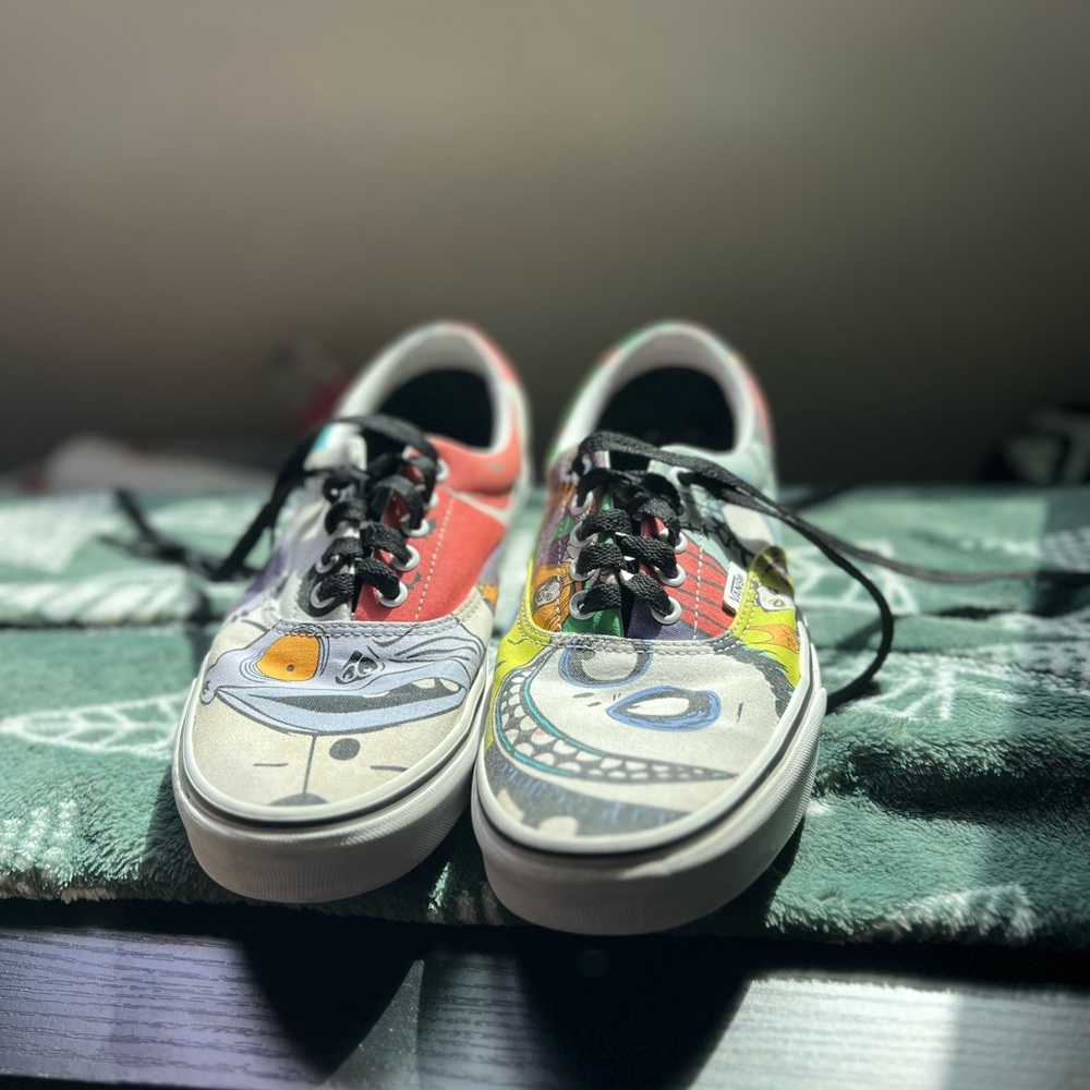 Limited edition nightmare before christmas authentic vans